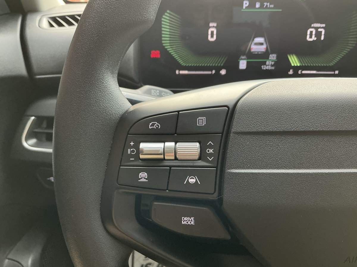 2025 Kia K4 LXS photo 17