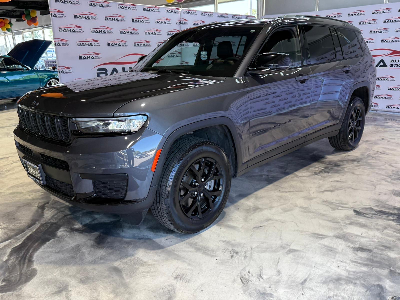 2024 Jeep Grand Cherokee Altitude photo 35