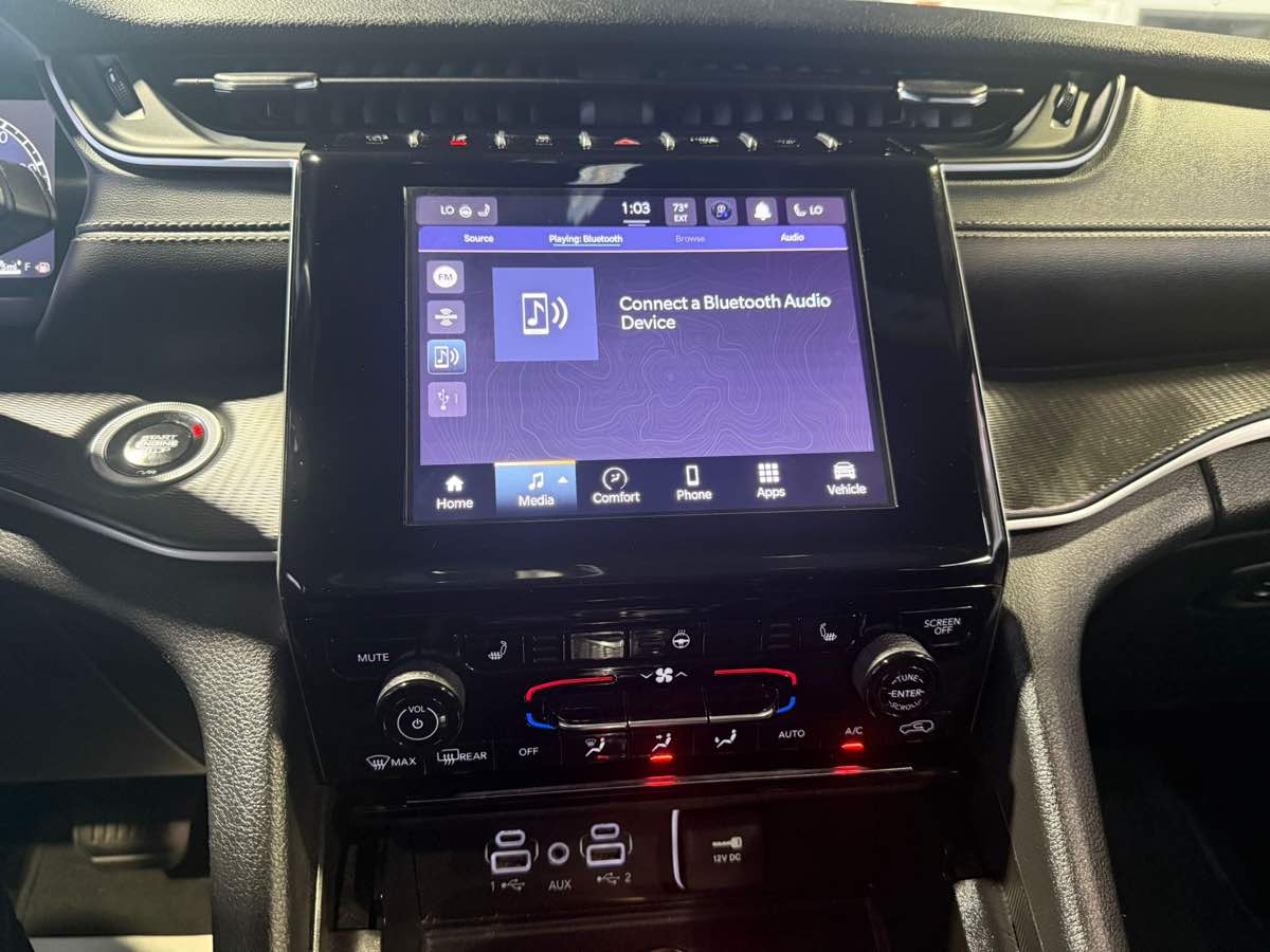 2024 Jeep Grand Cherokee Altitude photo 19