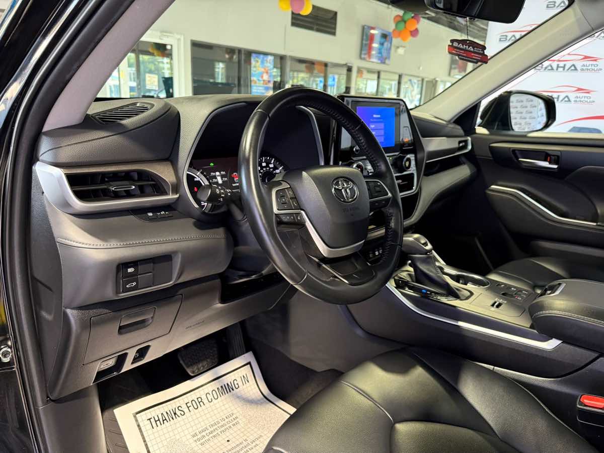 2023 Toyota Highlander Limited Platinum XLE XSE photo 12