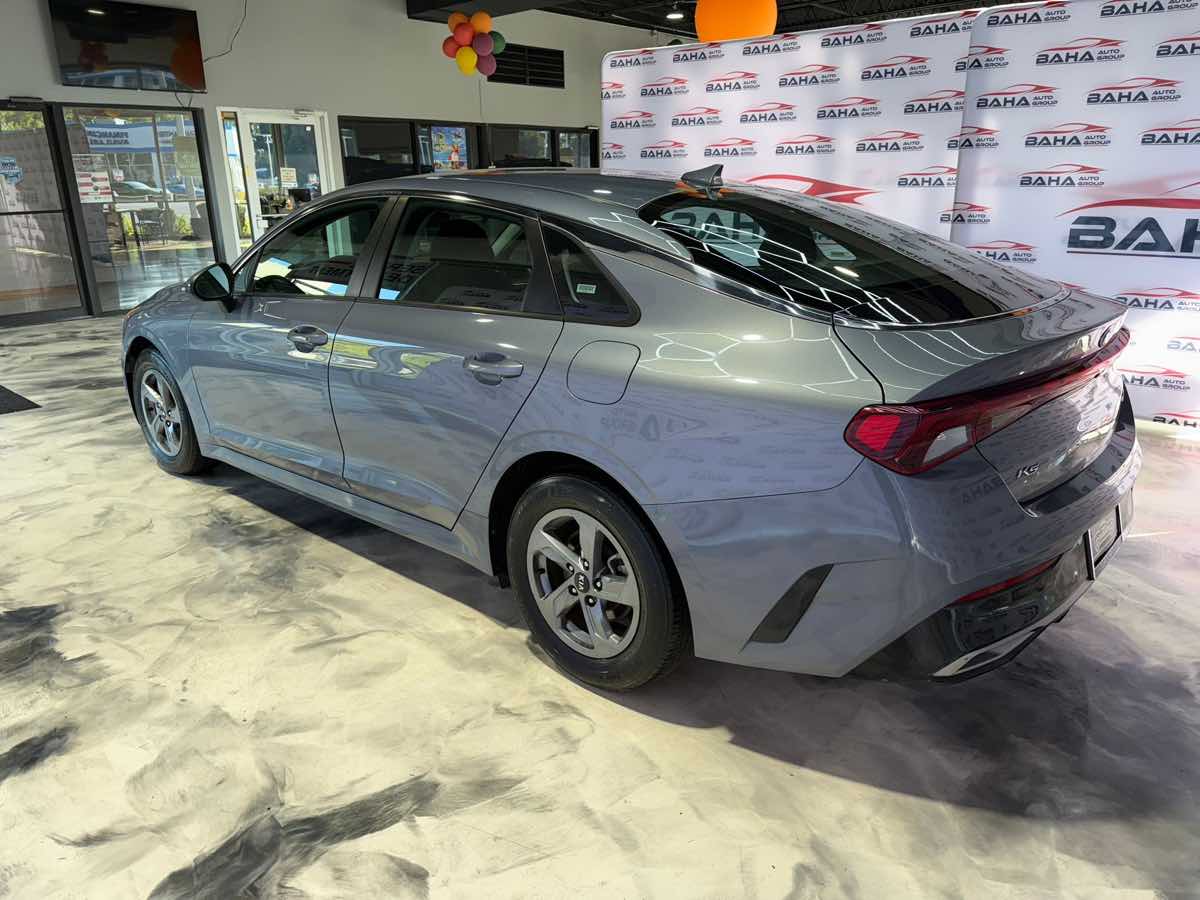 2021 Kia K5 LXS photo 9