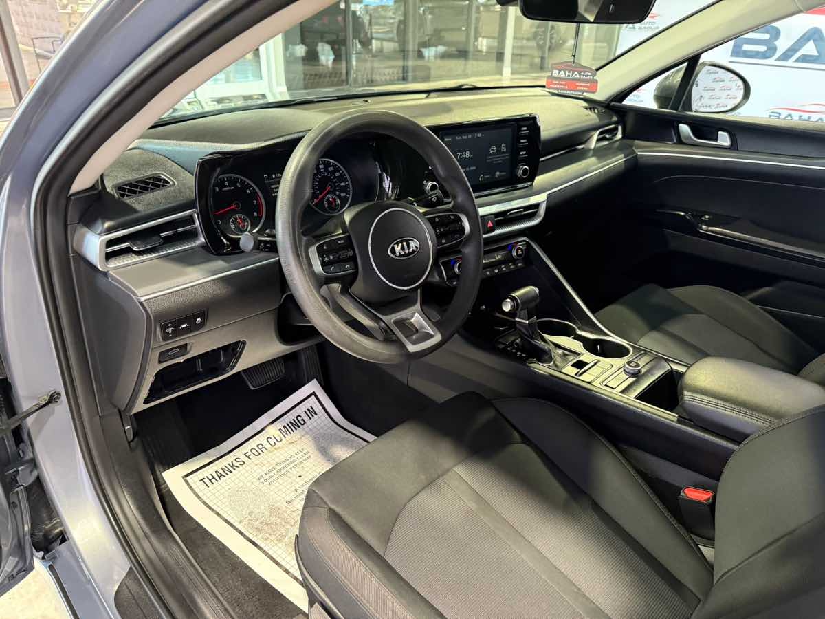 2021 Kia K5 LXS - Photo 15