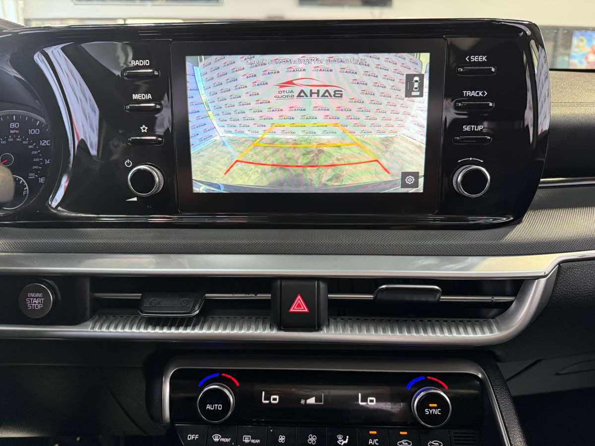 2021 Kia K5 LXS photo 24