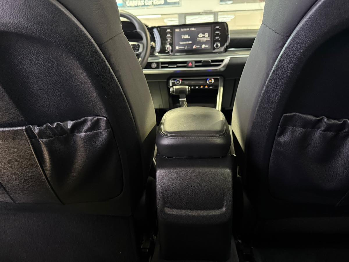 2021 Kia K5 LXS - Photo 30