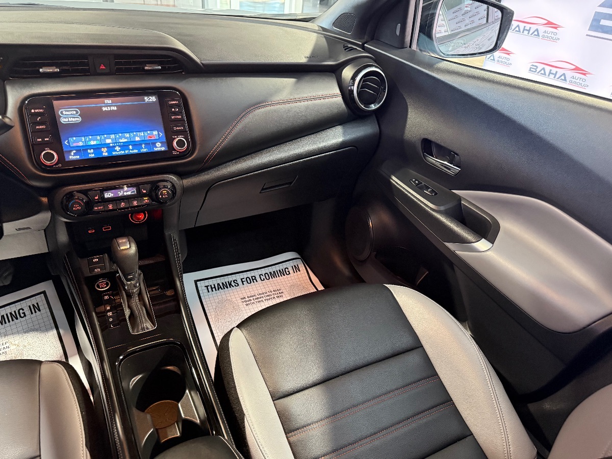 2024 Nissan Kicks SR photo 29