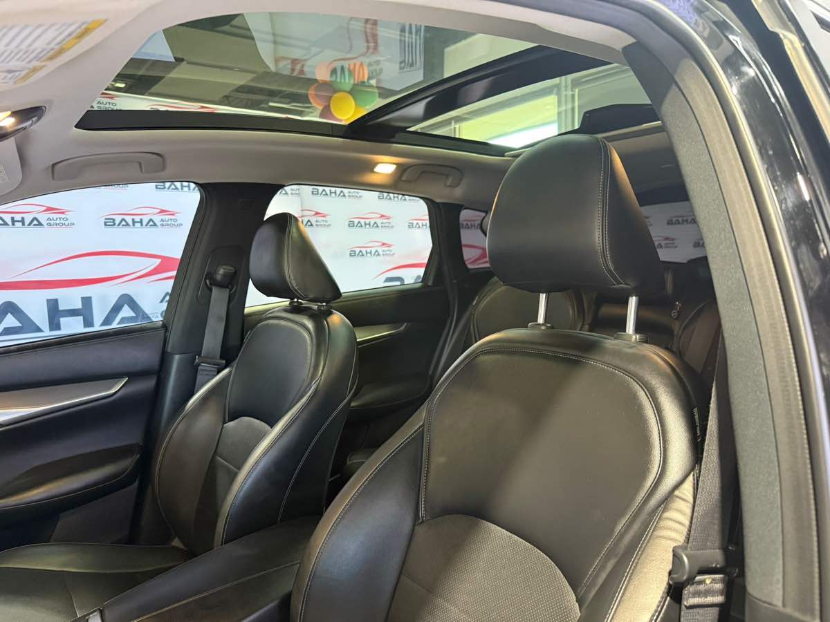 2022 Infiniti QX50 Luxe photo 27