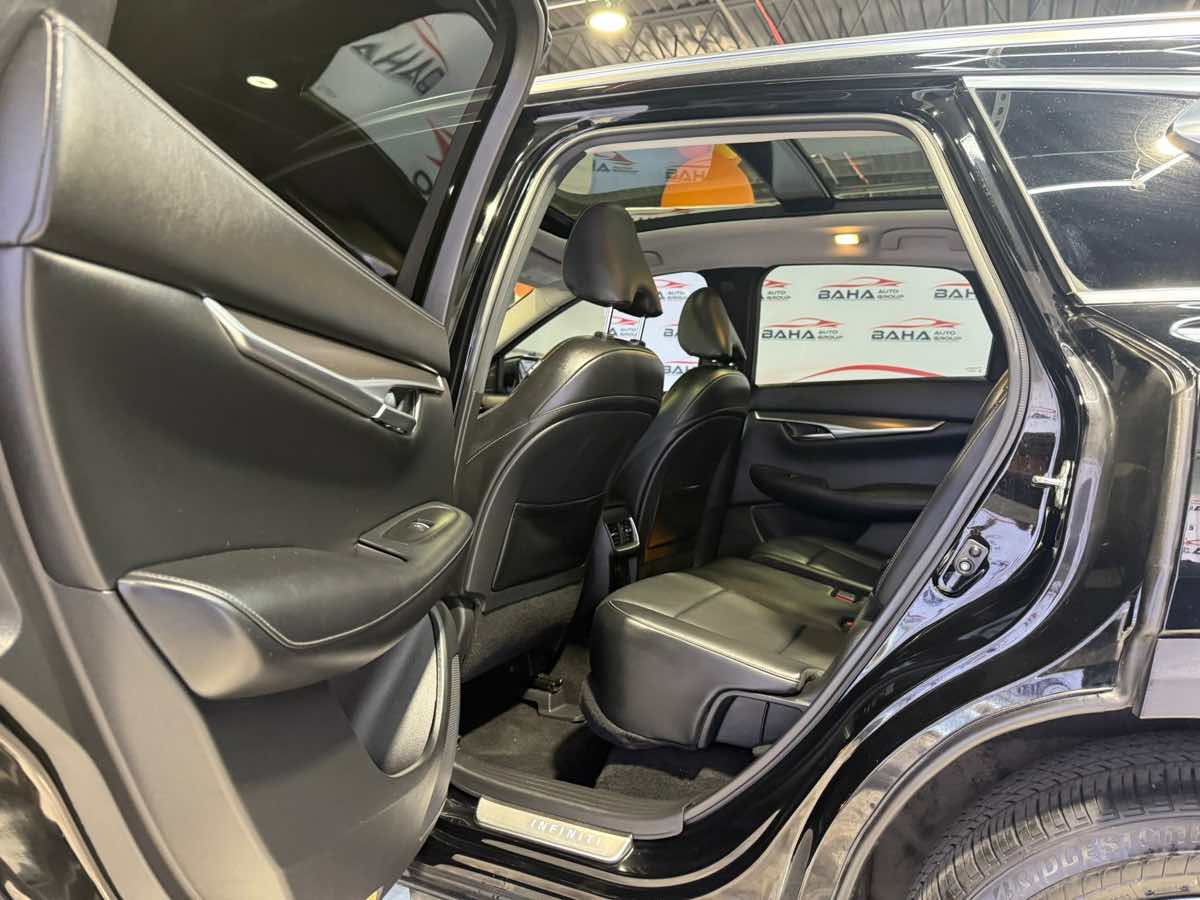 2022 Infiniti QX50 Luxe photo 37