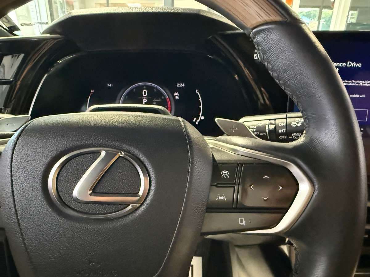 2023 Lexus RX 350 Premium AWD photo 17