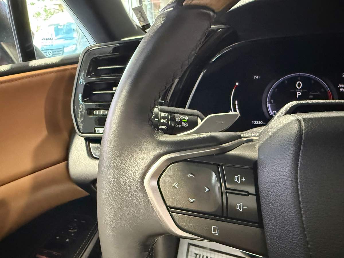 2023 Lexus RX 350 Premium AWD photo 18