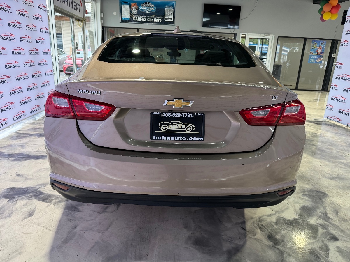 2018 Chevrolet Malibu 1LT photo 5