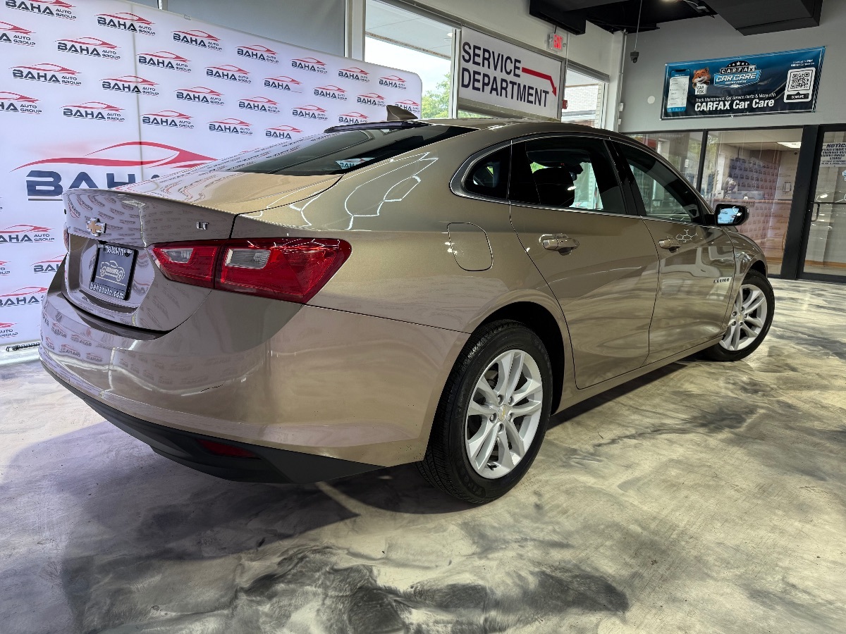 2018 Chevrolet Malibu 1LT photo 4