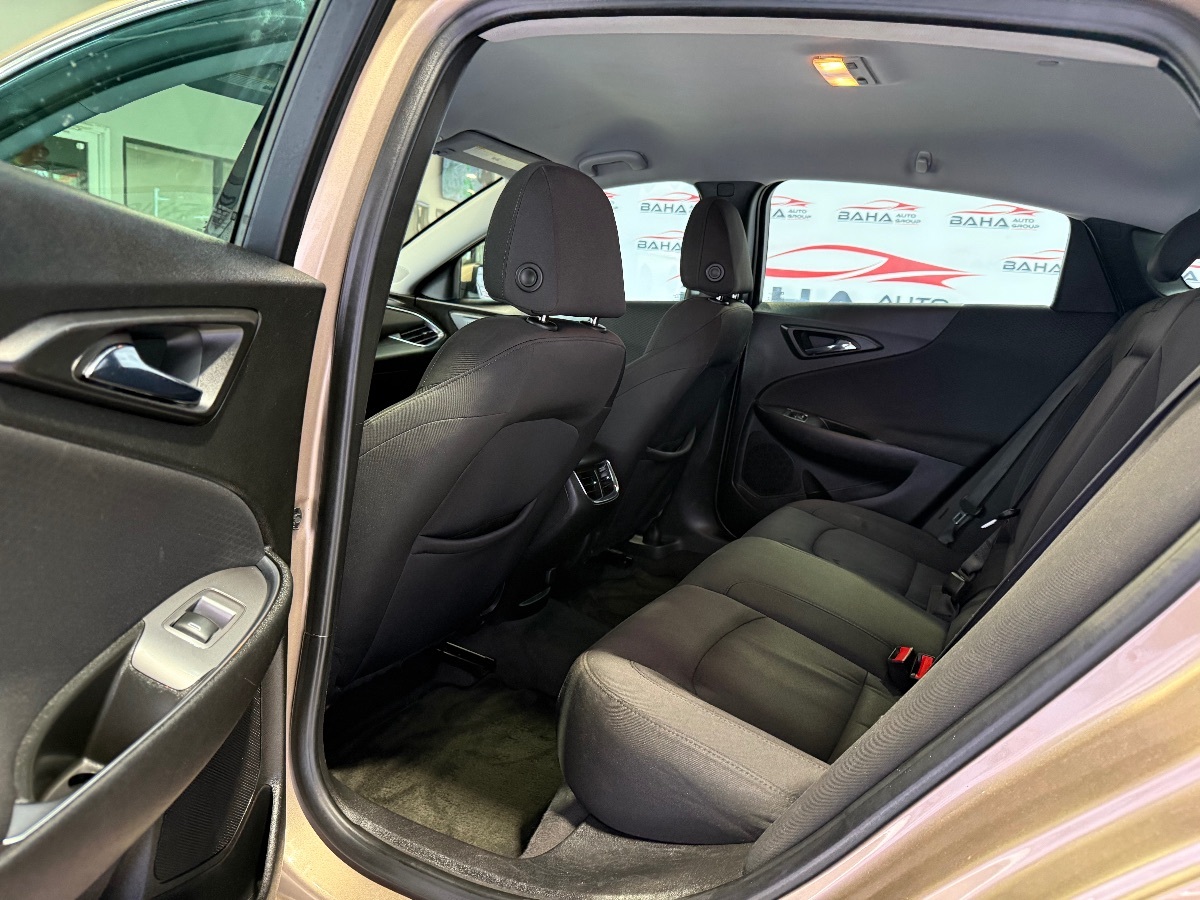 2018 Chevrolet Malibu 1LT photo 20