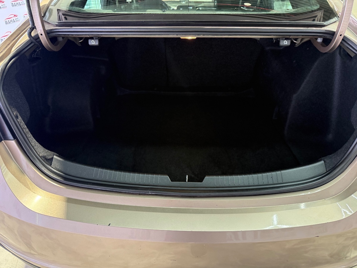 2018 Chevrolet Malibu 1LT photo 22