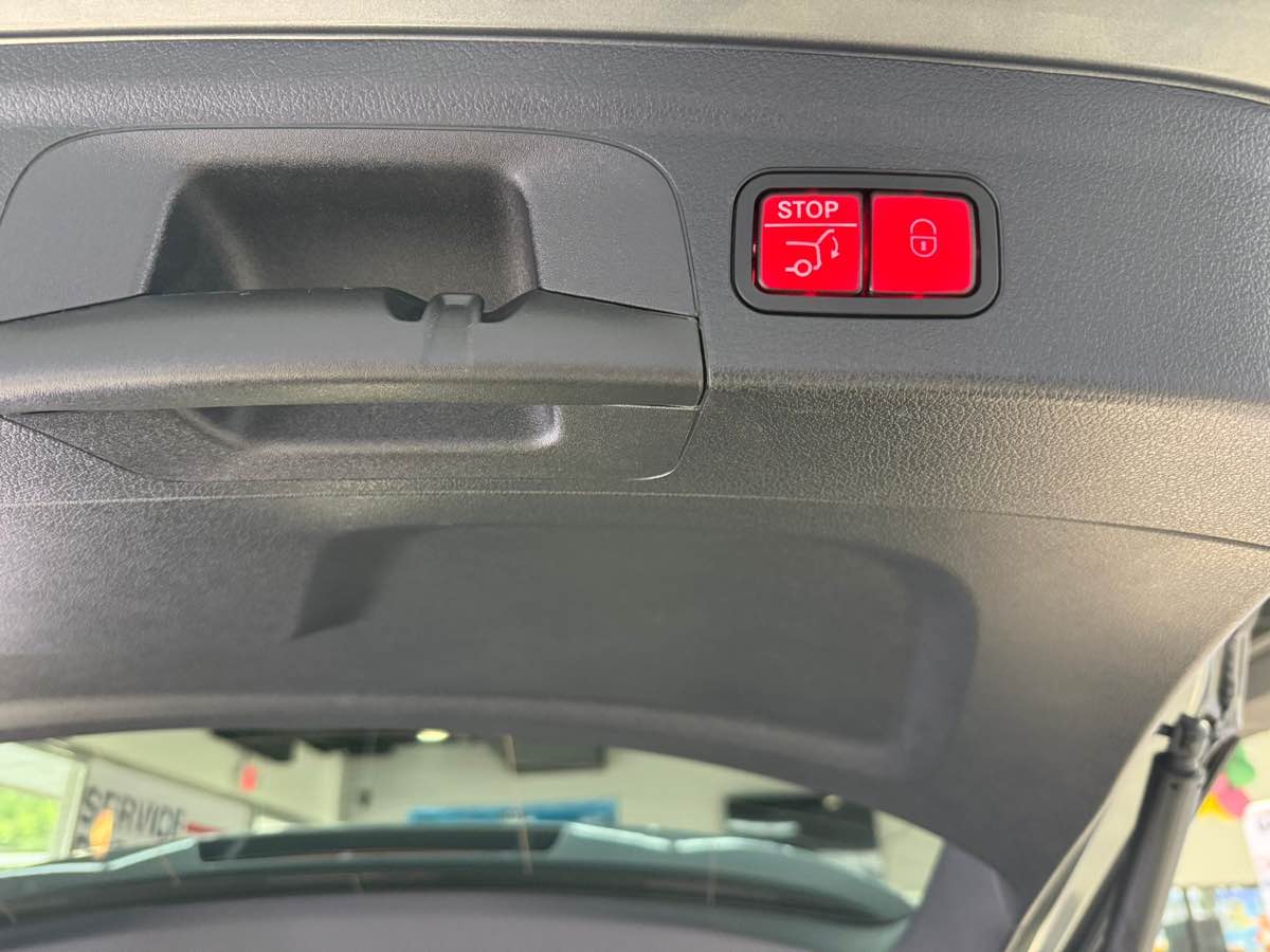 2023 Mercedes Benz GLE 350 photo 44