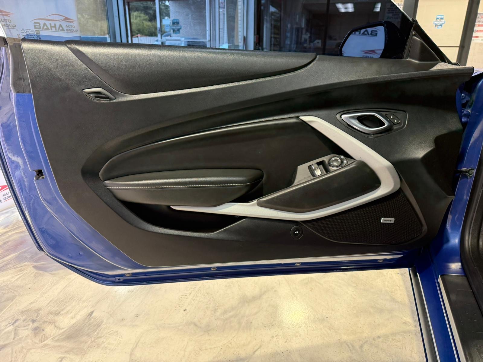 2020 Chevrolet Camaro 1LS 1LT photo 15
