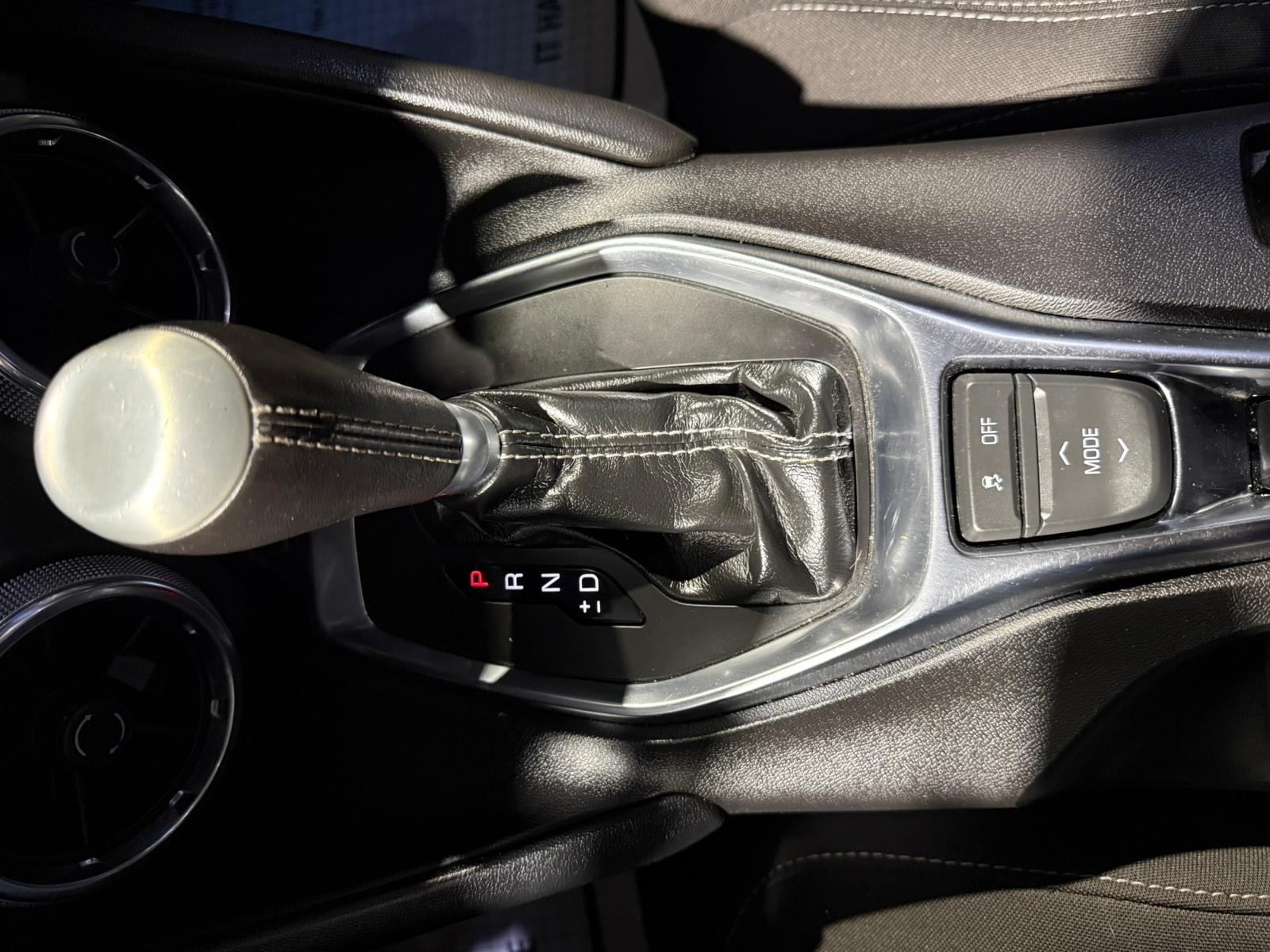 2020 Chevrolet Camaro 1LS 1LT photo 23