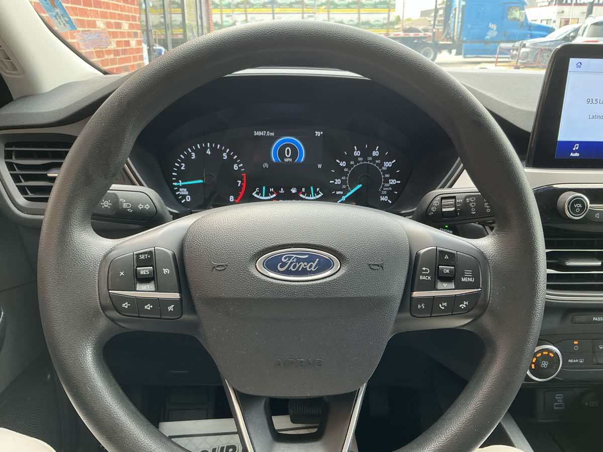 2022 Ford Escape SE photo 14