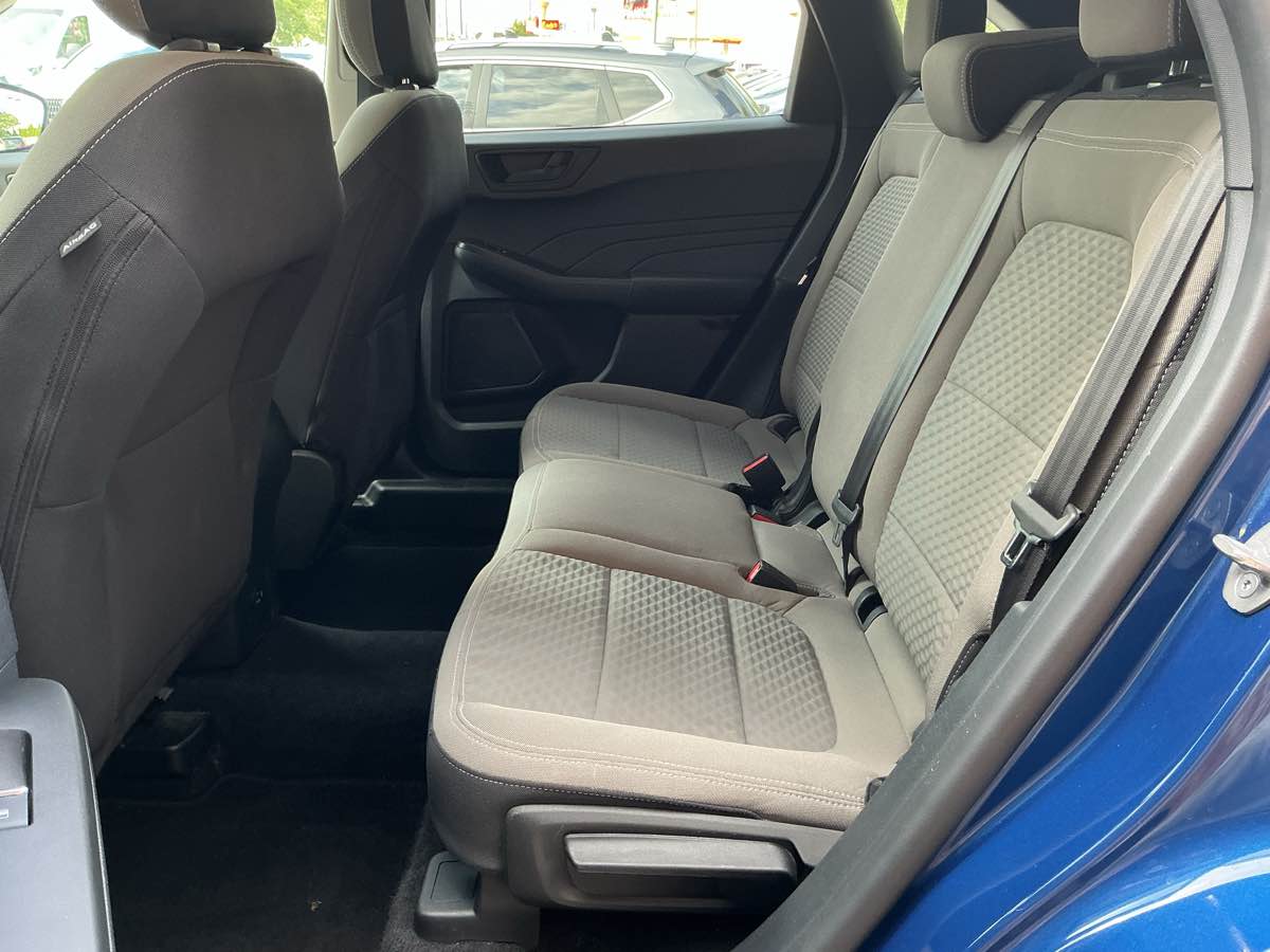 2022 Ford Escape SE photo 23