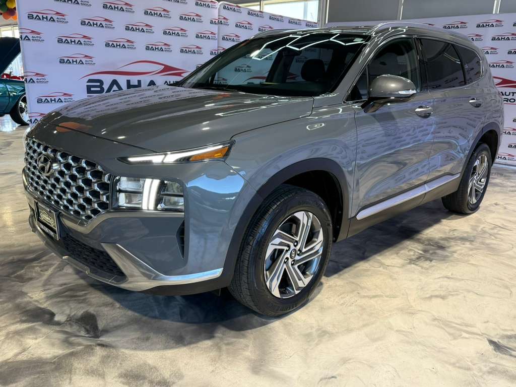 2022 Hyundai Santa Fe SEL photo 2