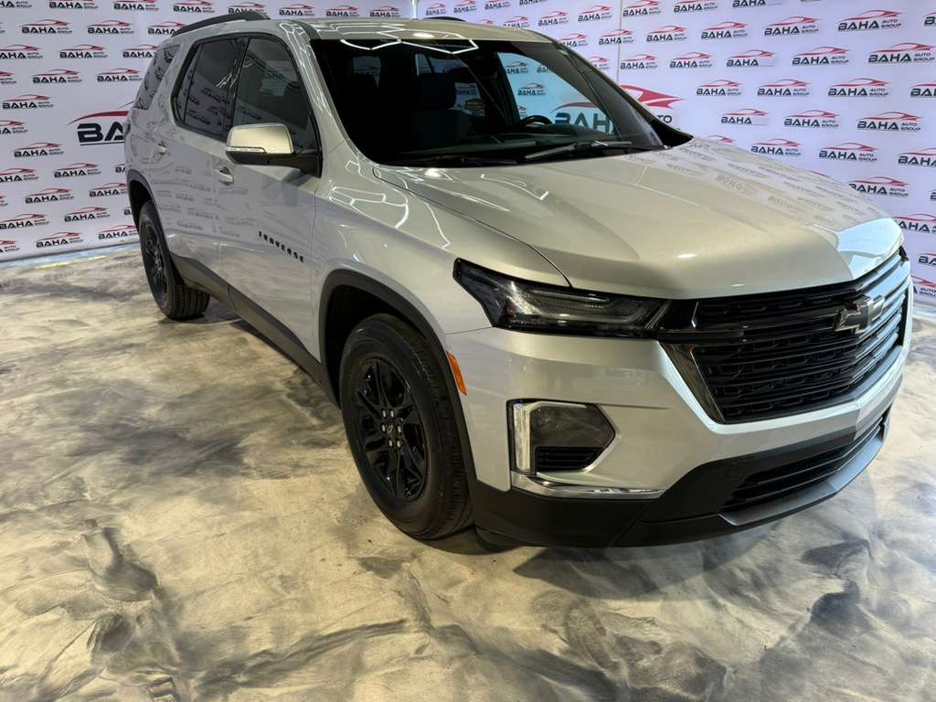 2022 Chevrolet Traverse Cloth photo 3