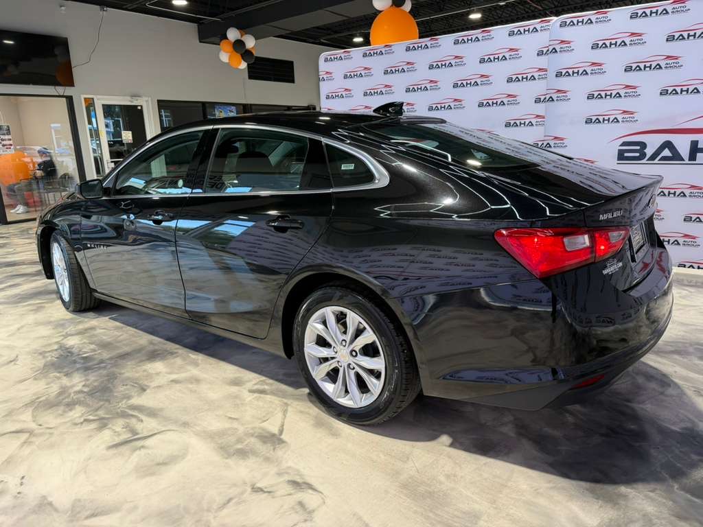2024 Chevrolet Malibu 1LT photo 3
