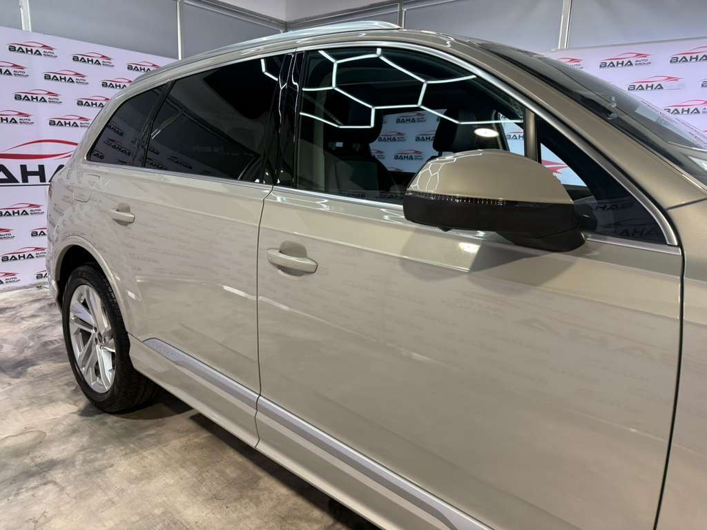 2024 Audi Q7 Premium Plus - Photo 10