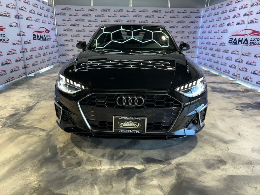 2024 Audi A4 S line Premium Plus 45 TFSI Quattro photo 3