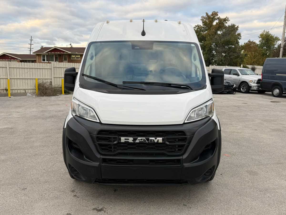 2024 Ram ProMaster 2500 photo 2