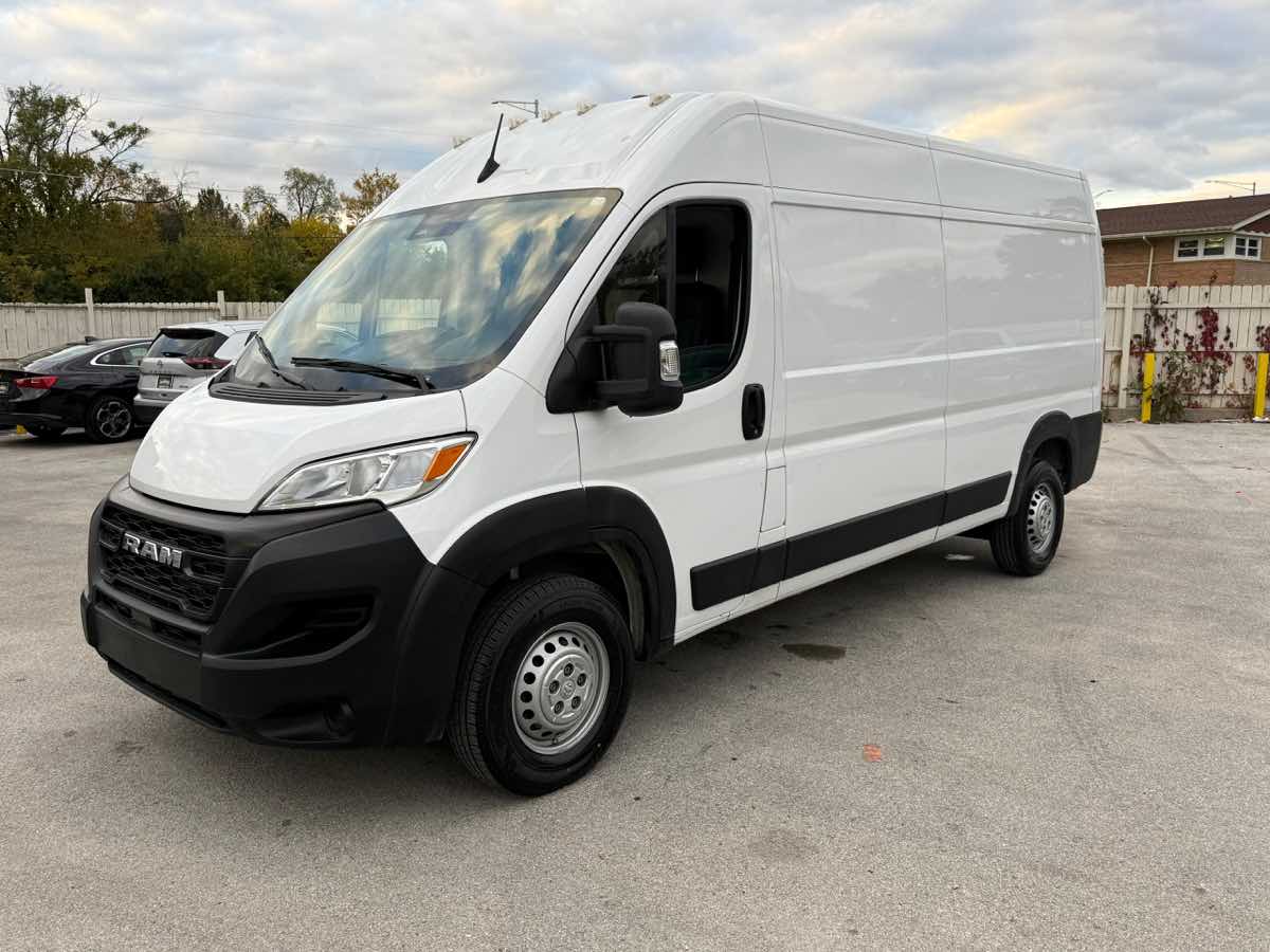 2024 Ram ProMaster 2500 photo 3