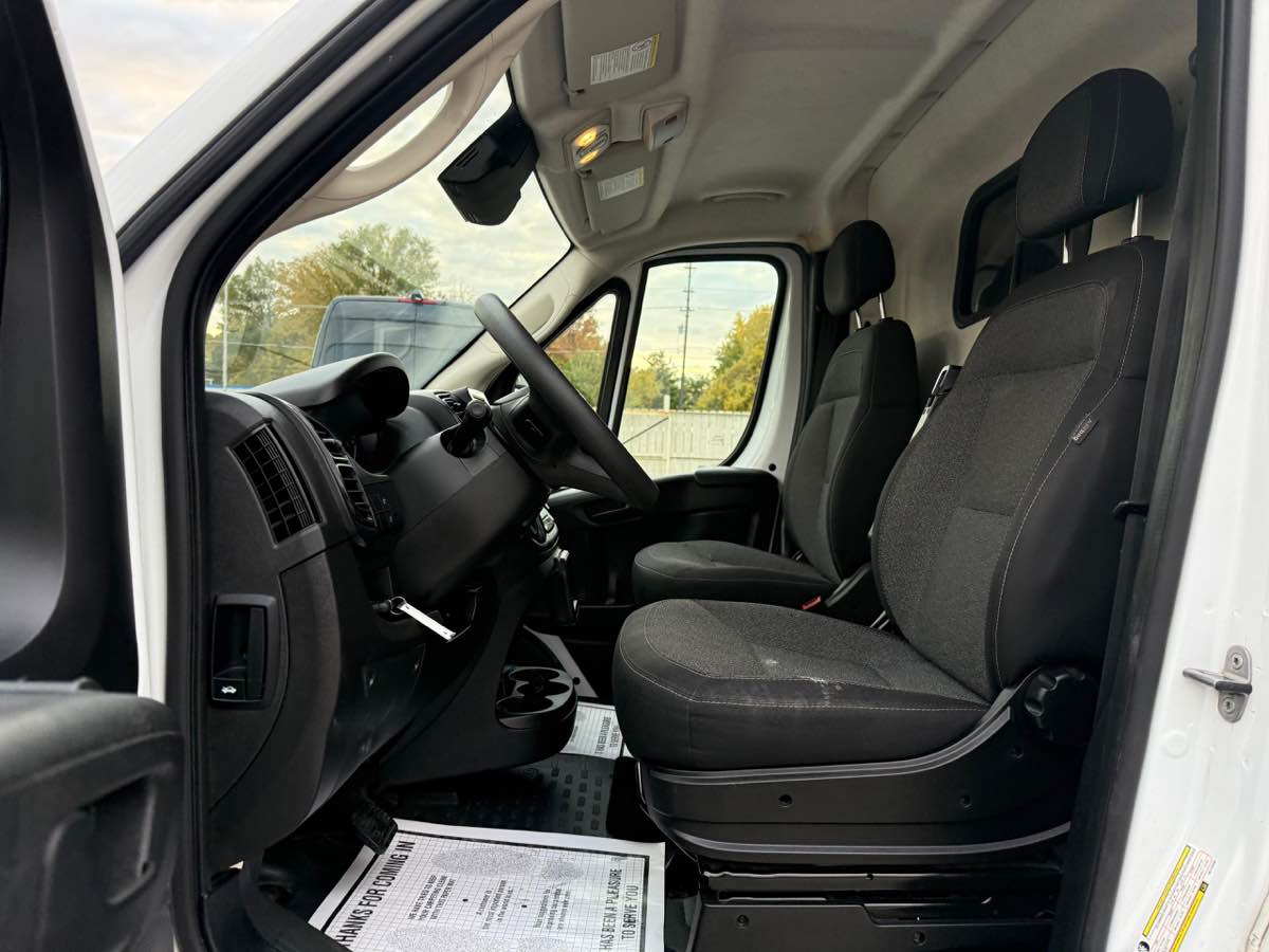 2024 Ram ProMaster 2500 photo 4