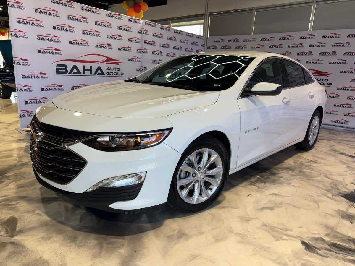 2025 Chevrolet Malibu 1LT photo 3