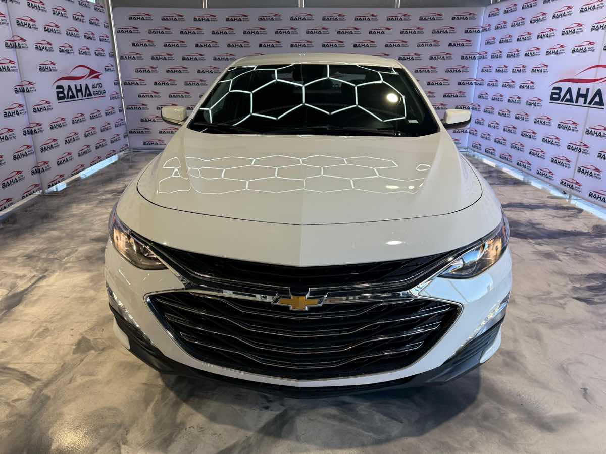 2025 Chevrolet Malibu 1LT photo 4