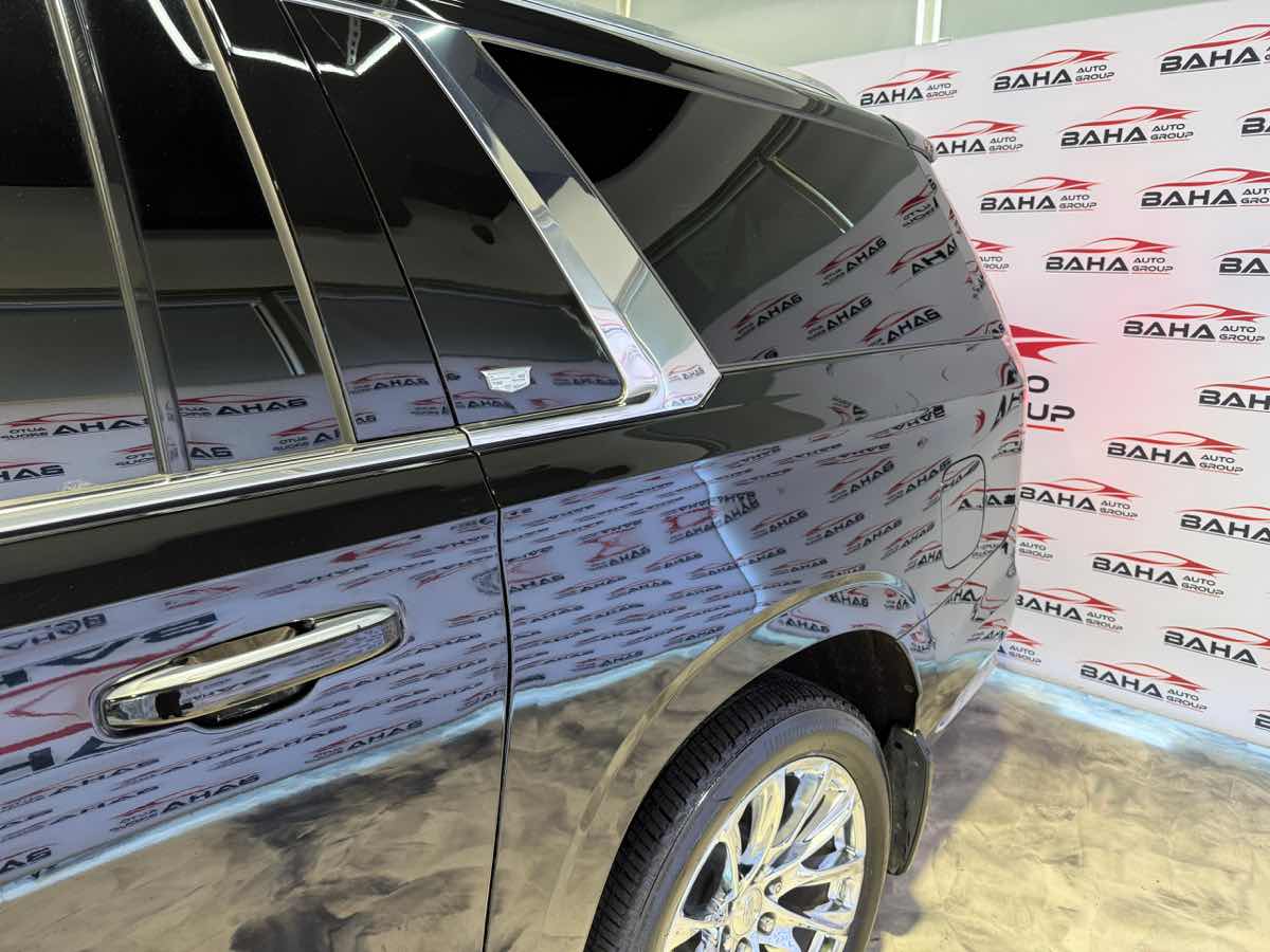 2022 Cadillac Escalade ESV Premium Luxury Platinum photo 4