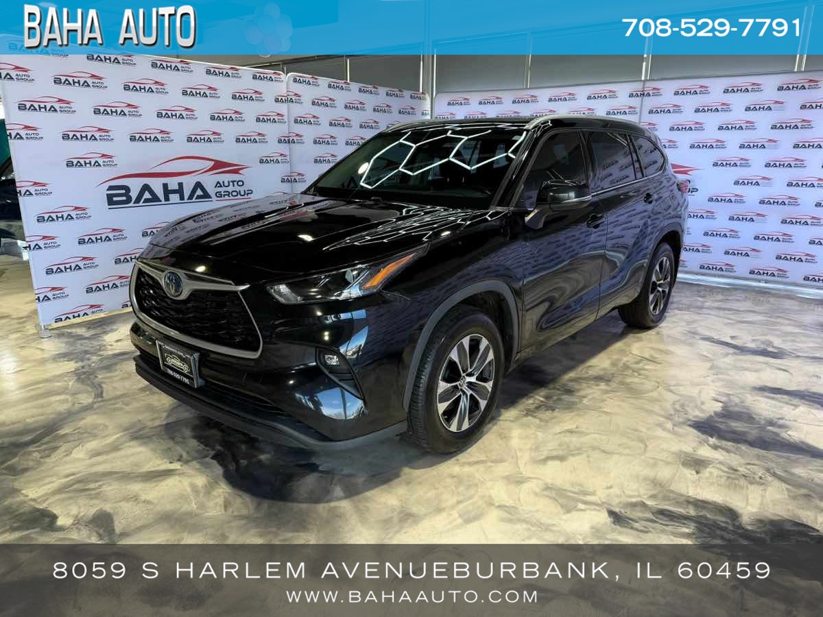2022 Toyota Highlander XLE Hybrid 4x4's photo