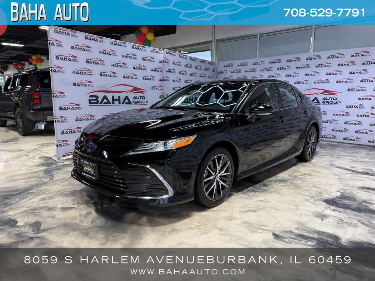 2023 Toyota Camry Hybrid XLE