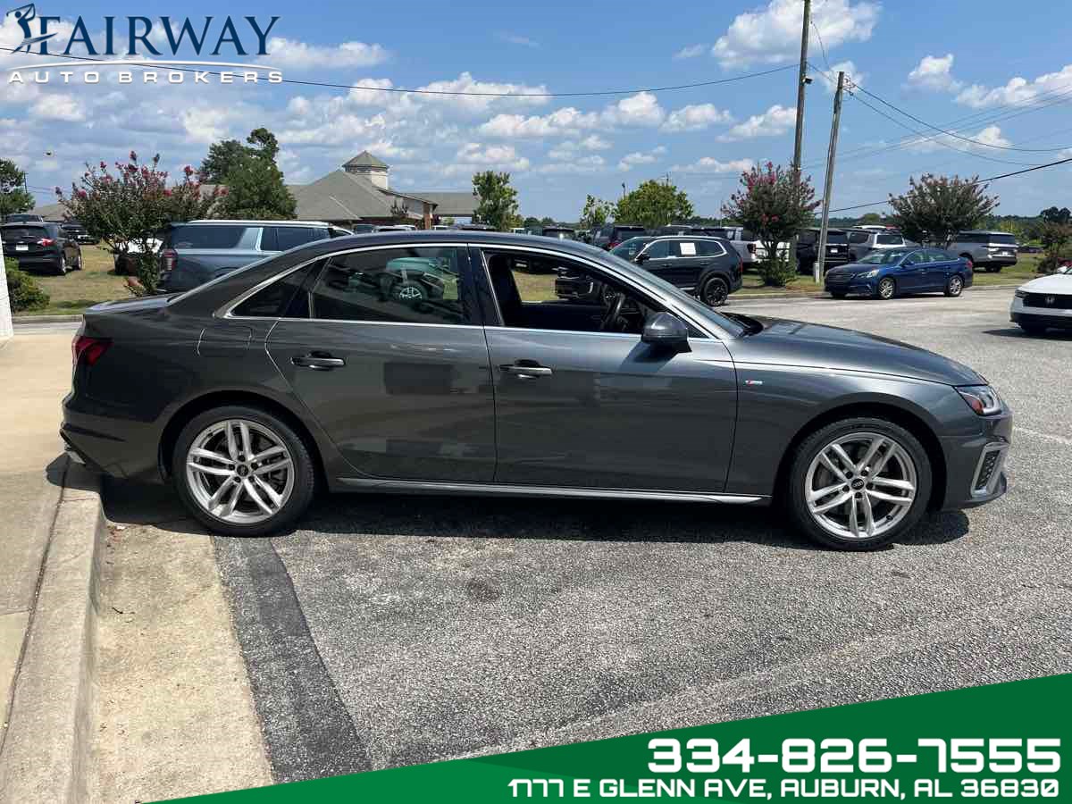 2021 Audi A4 S line Premium 45 TFSI Quattro photo 2