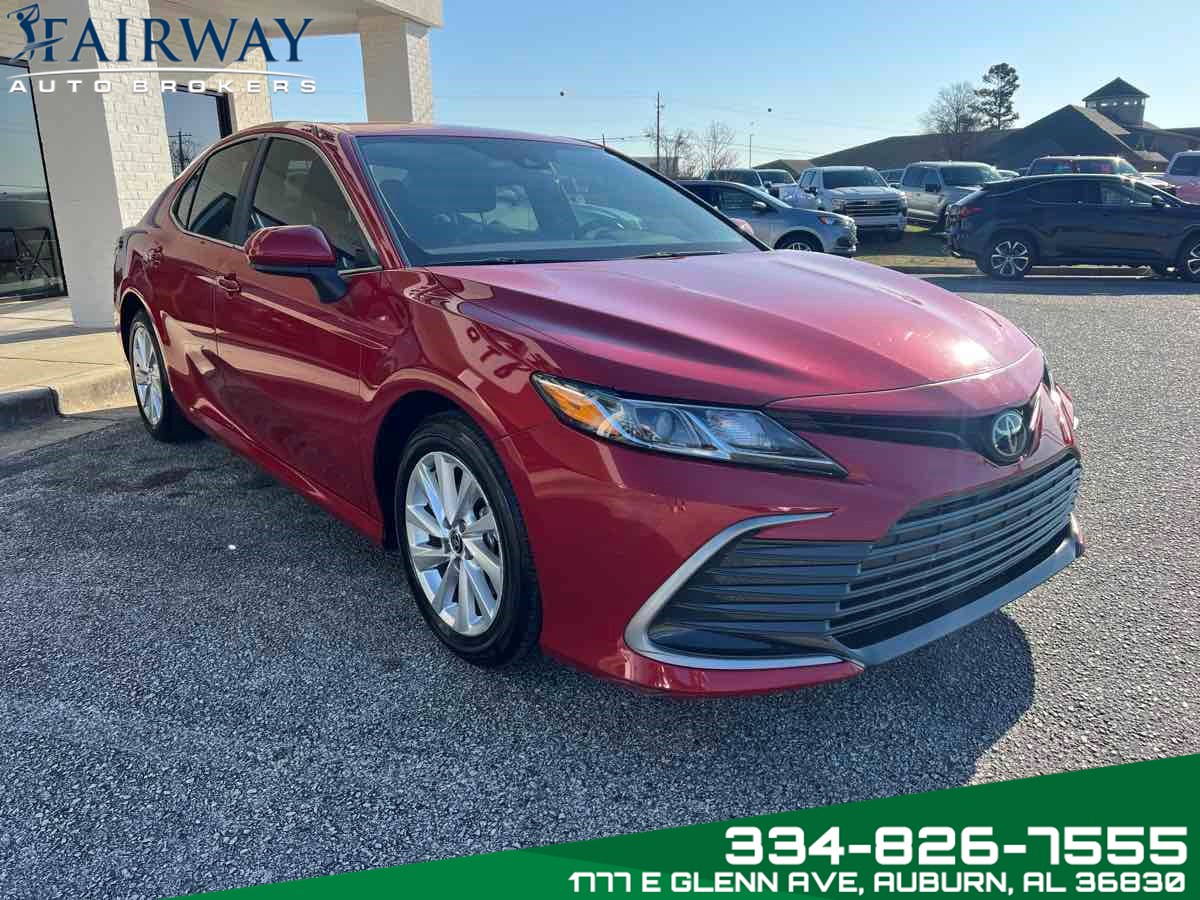 2024 Toyota Camry LE photo 3