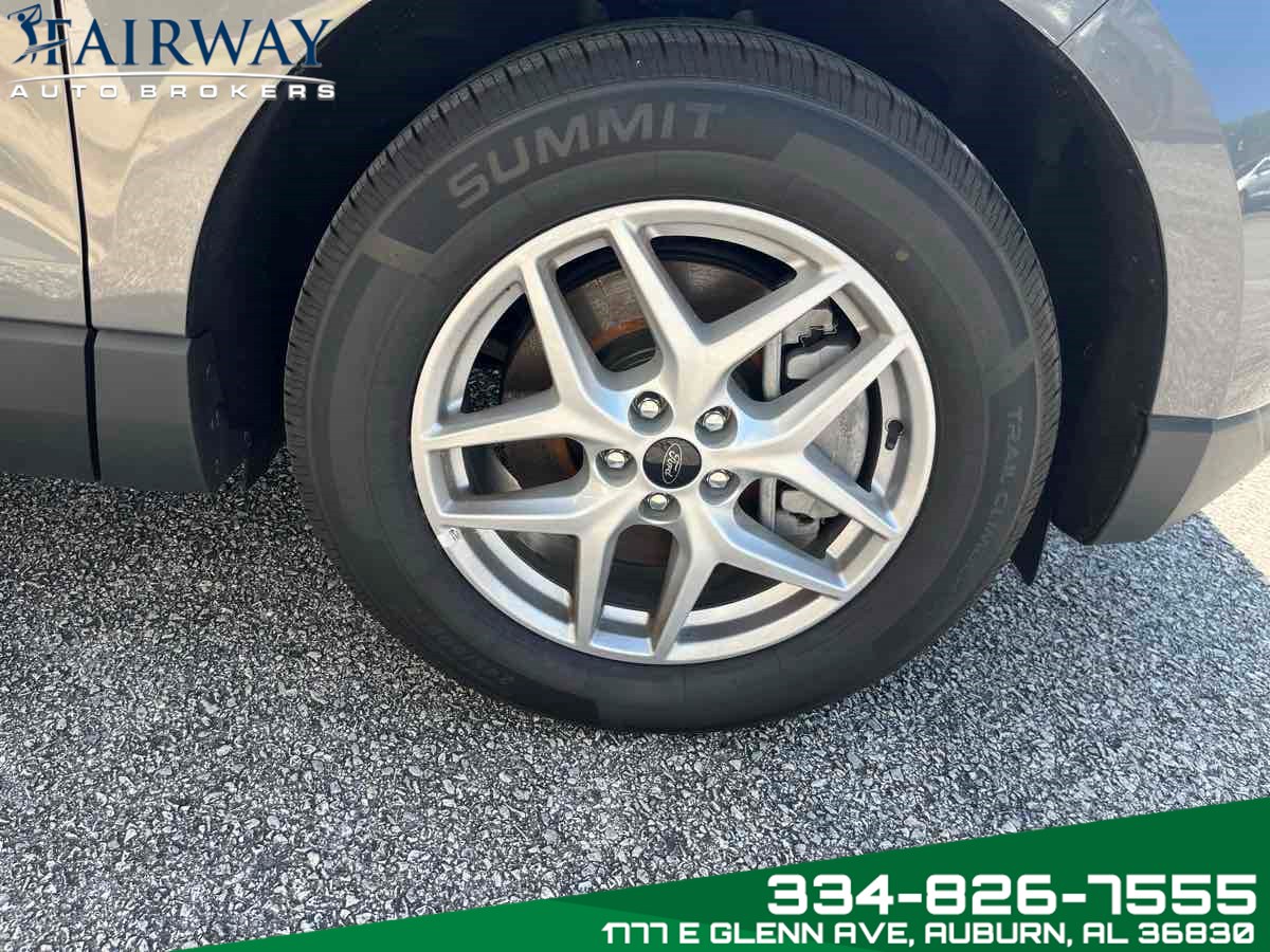 2023 Ford Edge SEL photo 26
