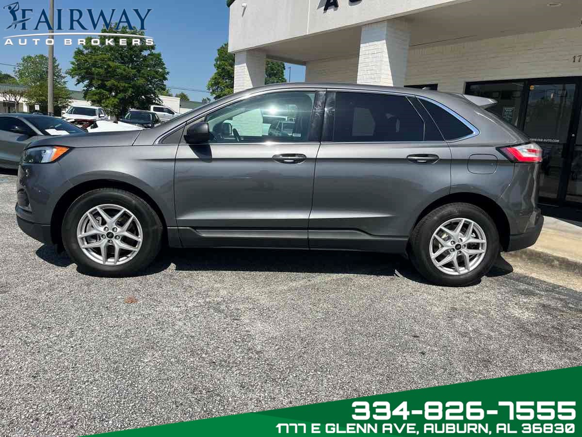 2023 Ford Edge SEL photo 8
