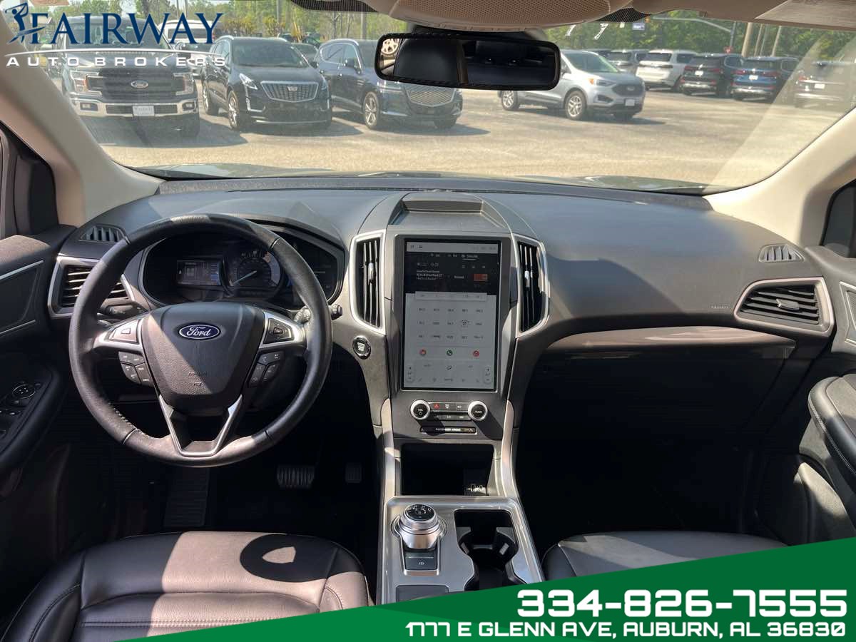2023 Ford Edge SEL photo 11