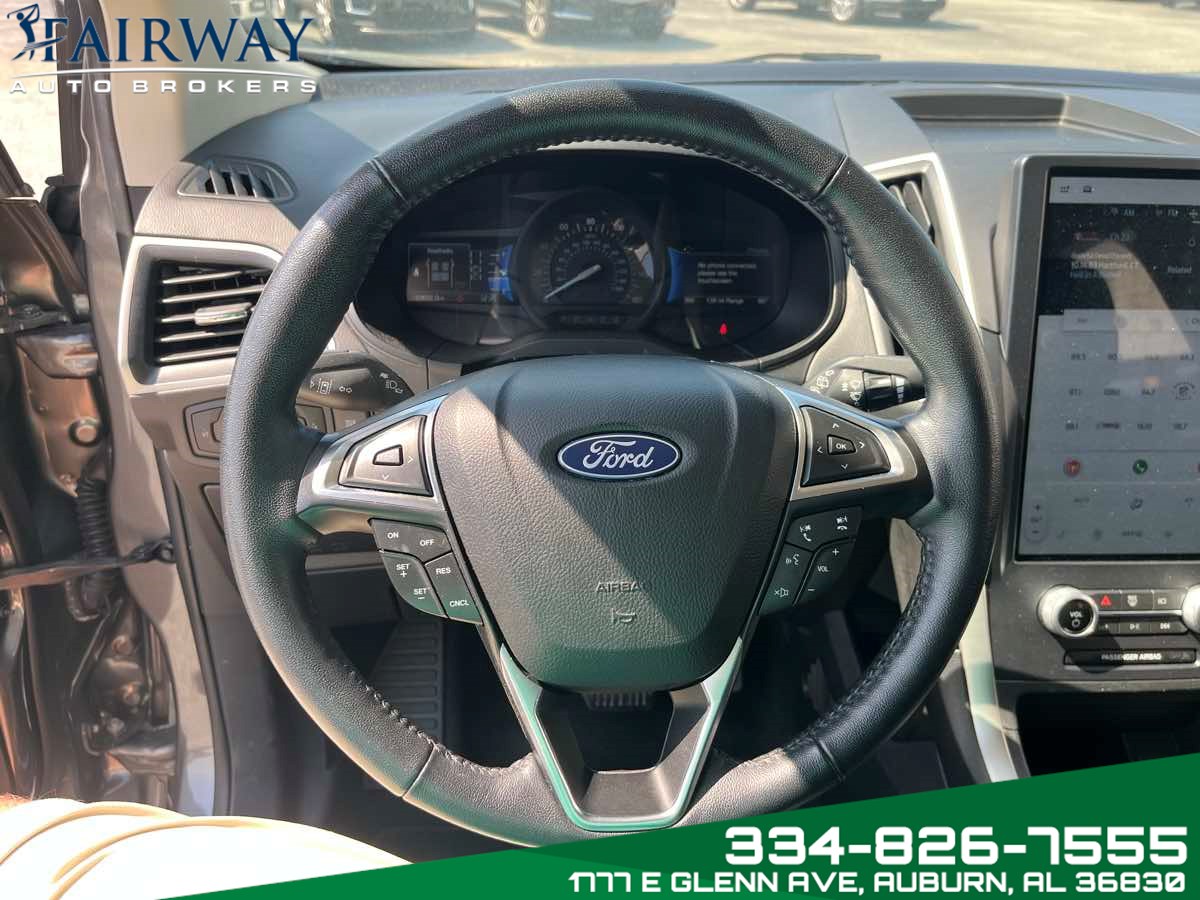 2023 Ford Edge SEL photo 14