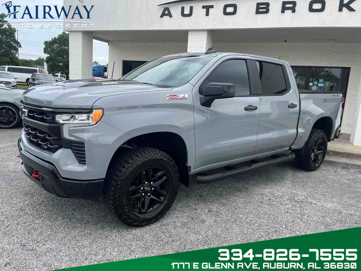 2024 Chevrolet Silverado 1500 LT Trail Boss photo 2