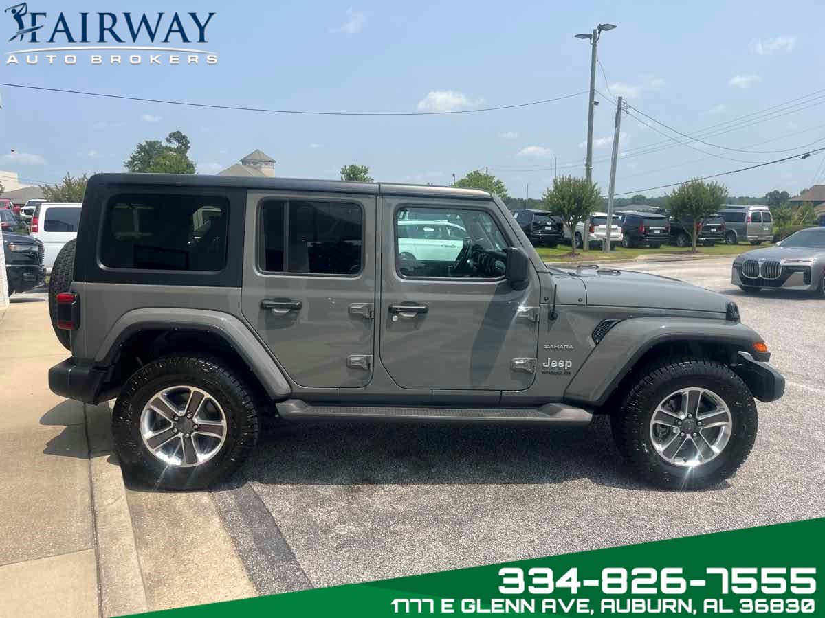 2021 Jeep Wrangler Unlimited Sahara photo 4