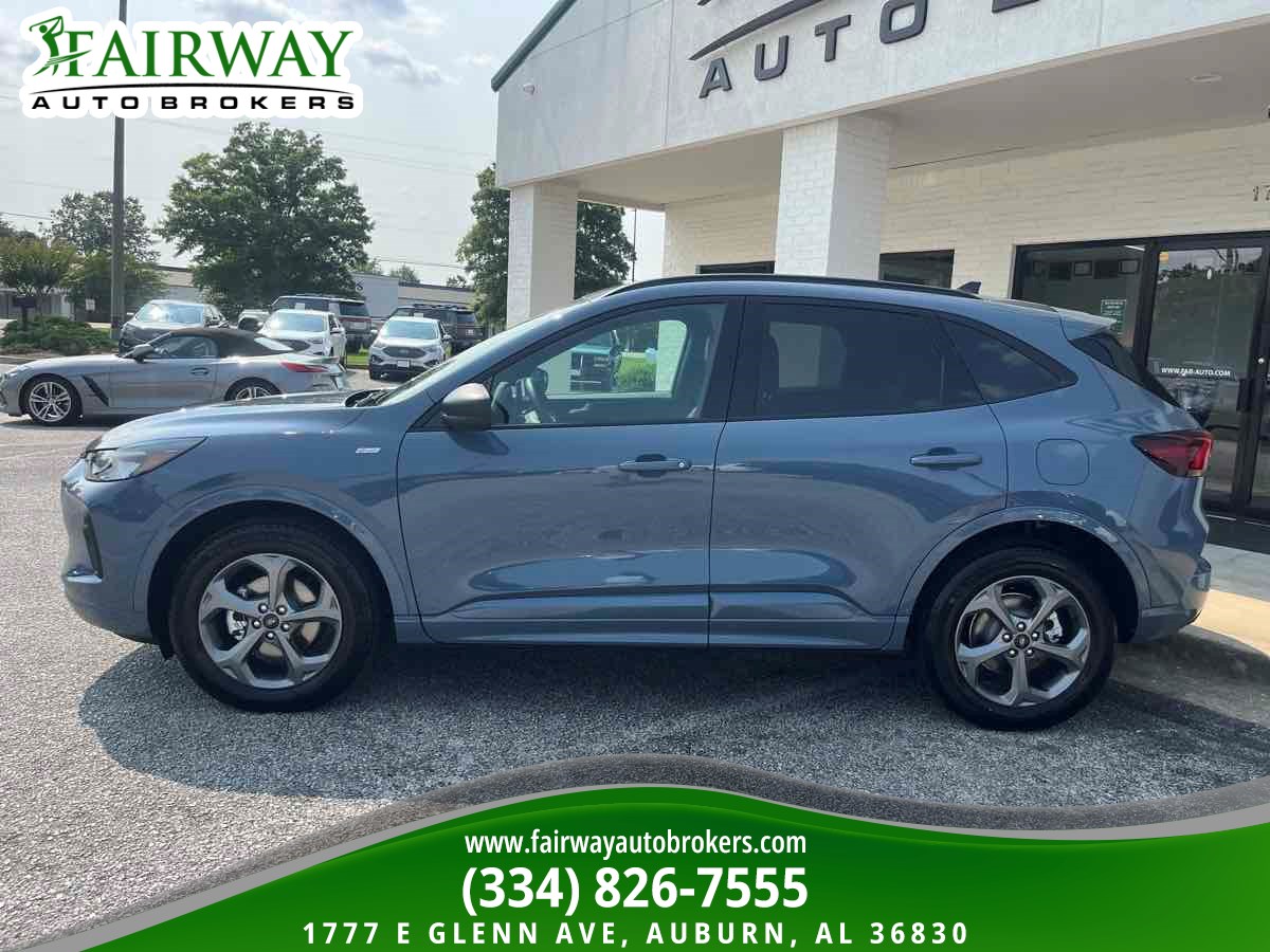 2024 Ford Escape ST-Line - Photo 9