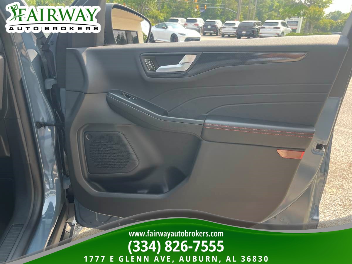 2024 Ford Escape ST-Line - Photo 29