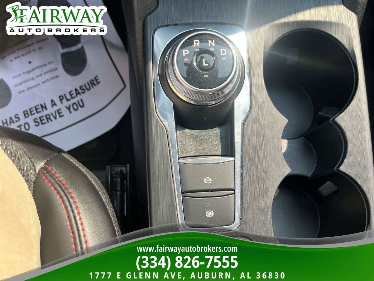 2024 Ford Escape ST-Line - Photo 23