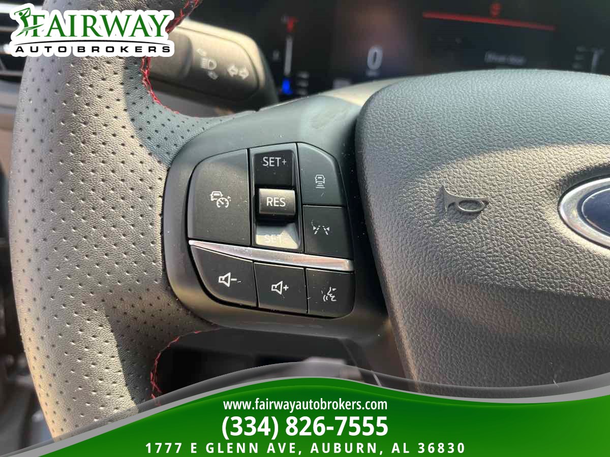 2024 Ford Escape ST-Line - Photo 18