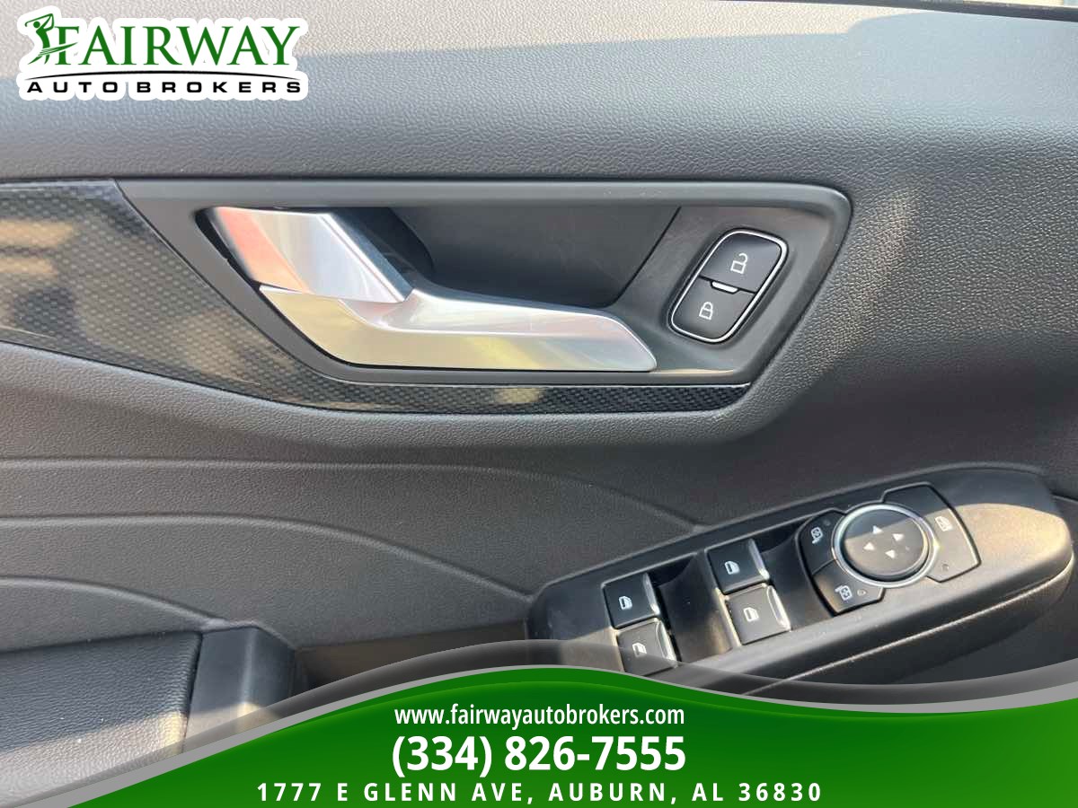 2024 Ford Escape ST-Line - Photo 15