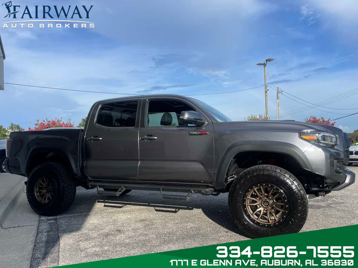 2021 Toyota Tacoma TRD Pro photo 4