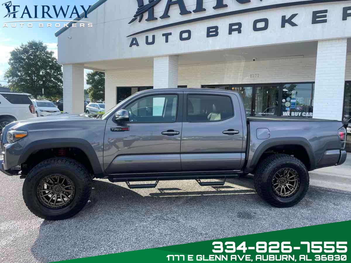 2021 Toyota Tacoma TRD Pro photo 2